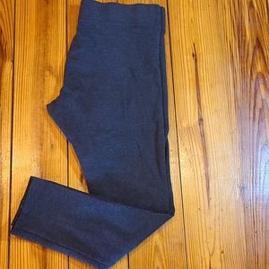 Philosophy Leggings Size Large in Charcoal